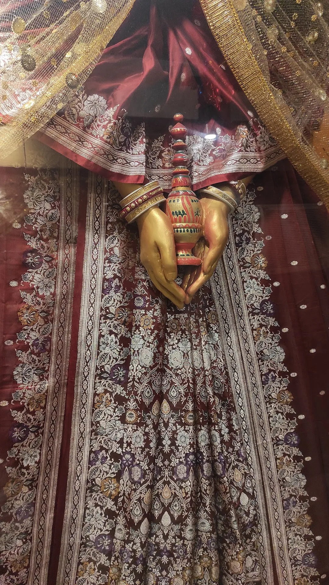 Saga of My Wedding Sari – Part 1 | The Diary of A Mad Bride