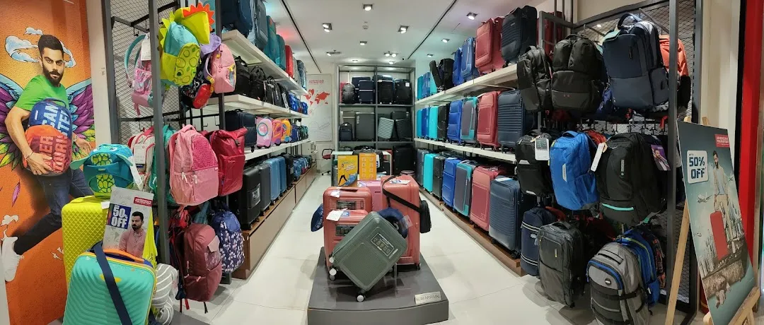 American tourister bag 2025 showroom near me