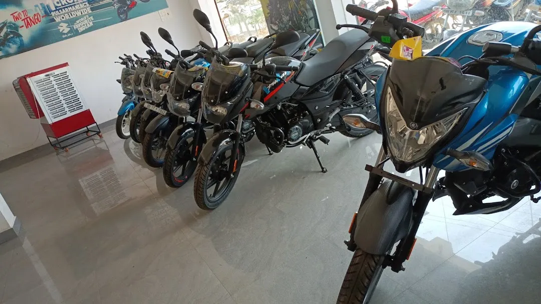 Bajaj motors best sale showroom near me