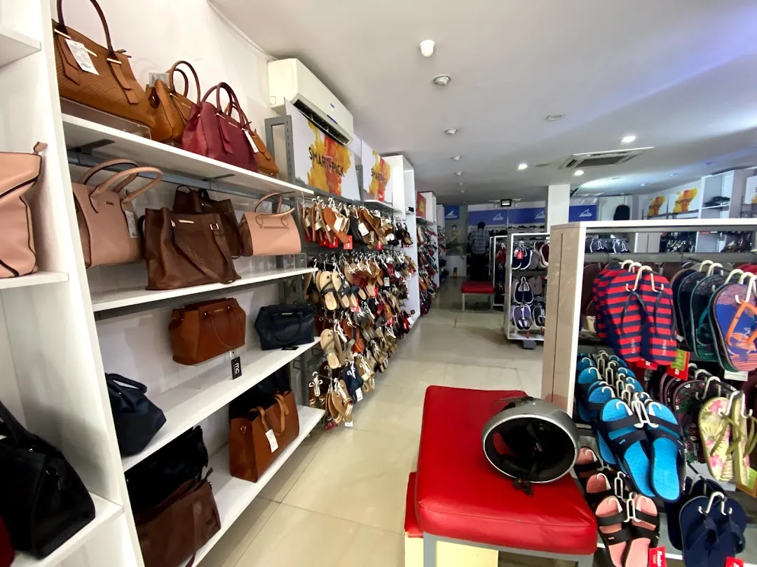 Bata showroom hot sale in chandanagar