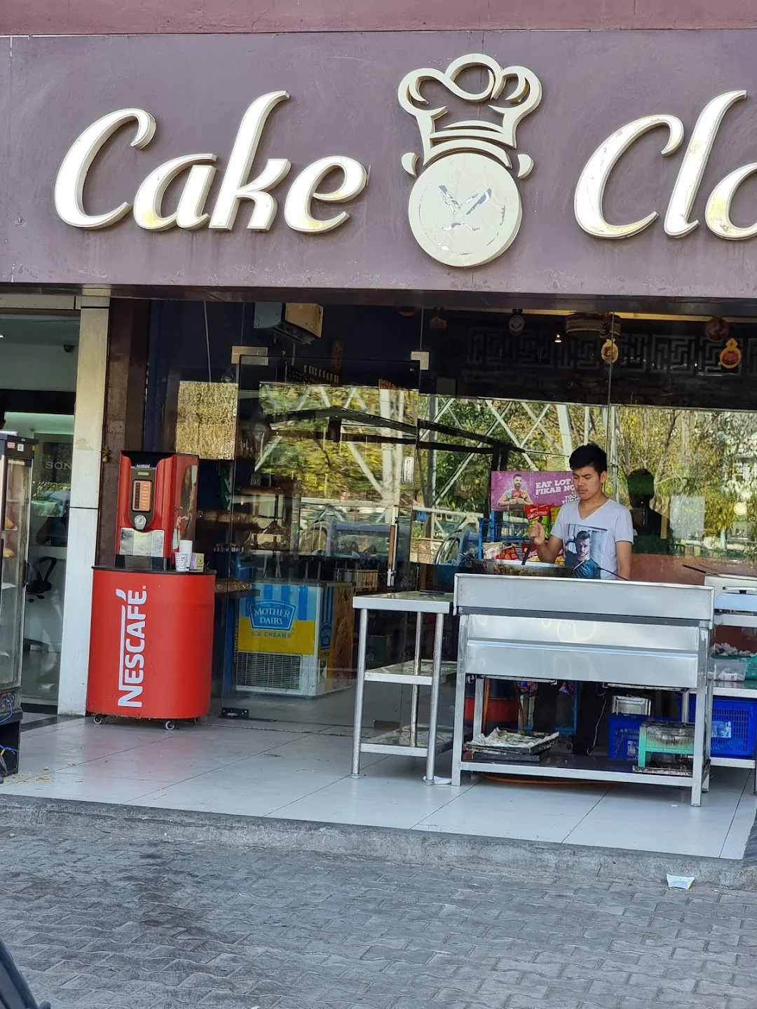 Cake 'o Clock (bakery & Cafe) in Sundargarh HO,Sundargarh - Best Cake Shops  in Sundargarh - Justdial