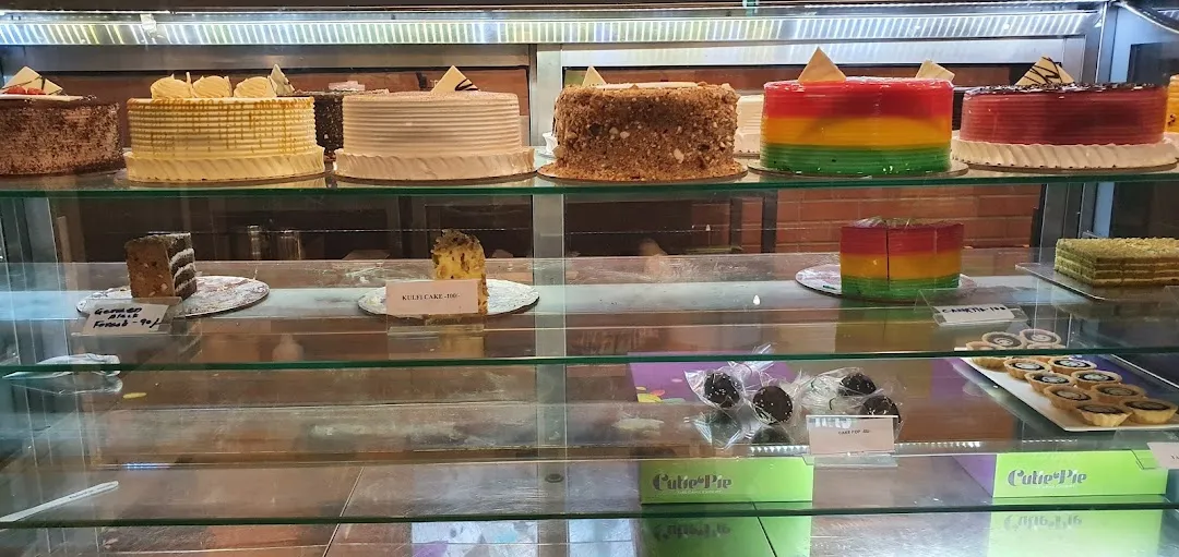Butterscotch cakes - Cake Shop in Kottayam, Kerala | Online Cake Delivery | Cutie  Pie - Kottayam