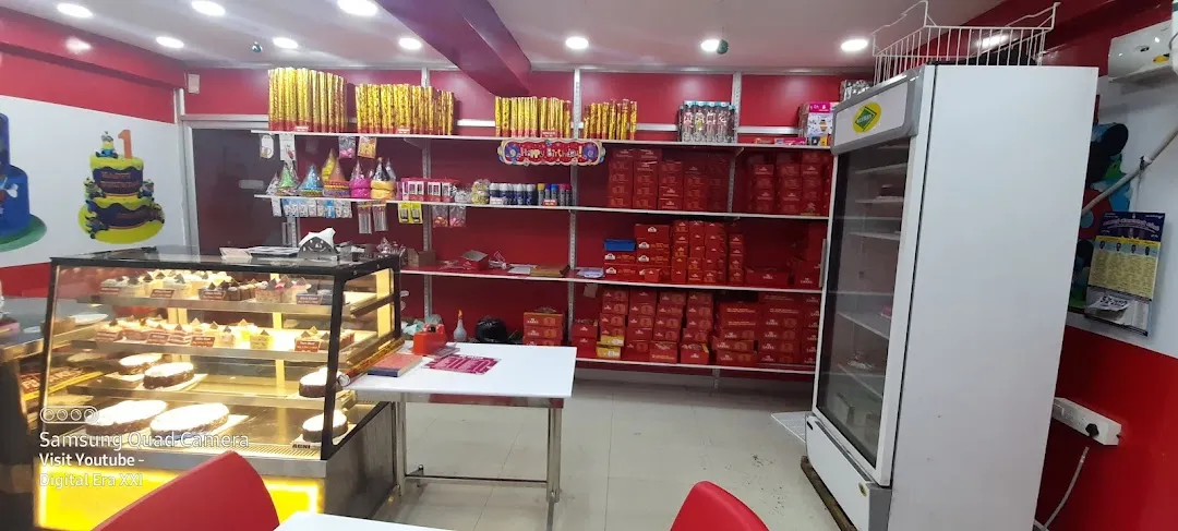 Cheapest cake shop in chnni #fbcakes #freecakes #chennai # - YouTube