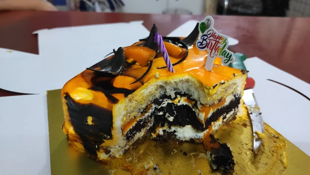 Hangout Cakes & More in Tarnaka,Hyderabad - Best Cake Shops in Hyderabad -  Justdial