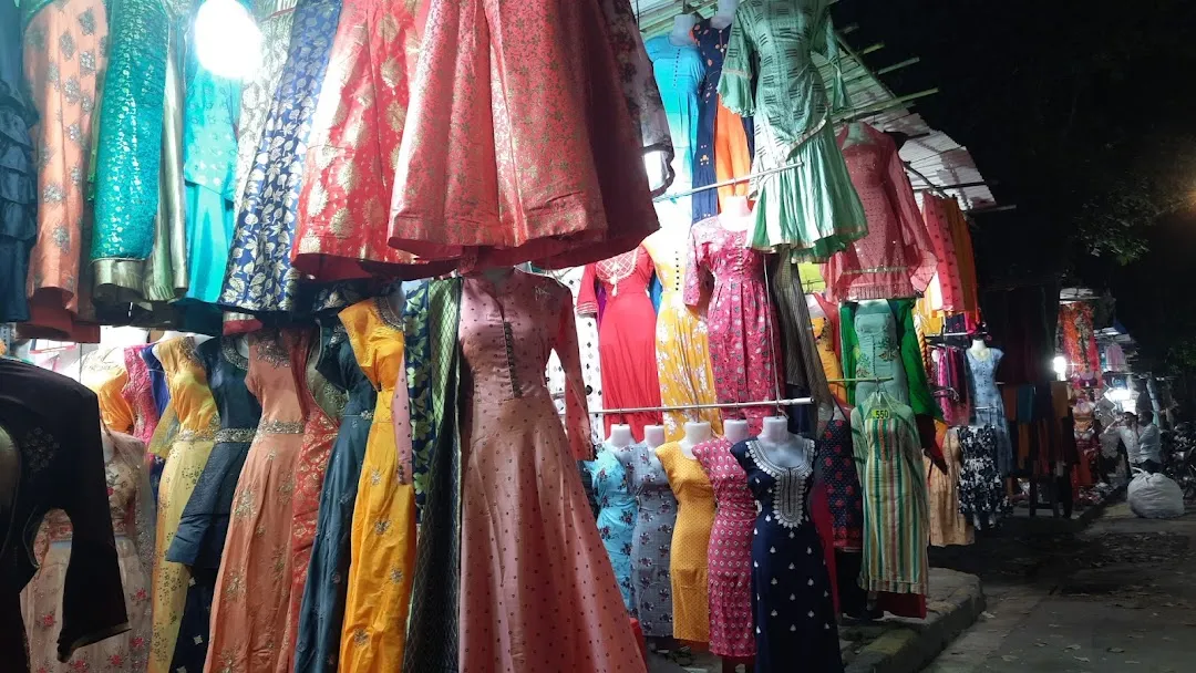 Niyatee Sarees - Wholesale Sellers from Dadar, Mumbai, India | About Us