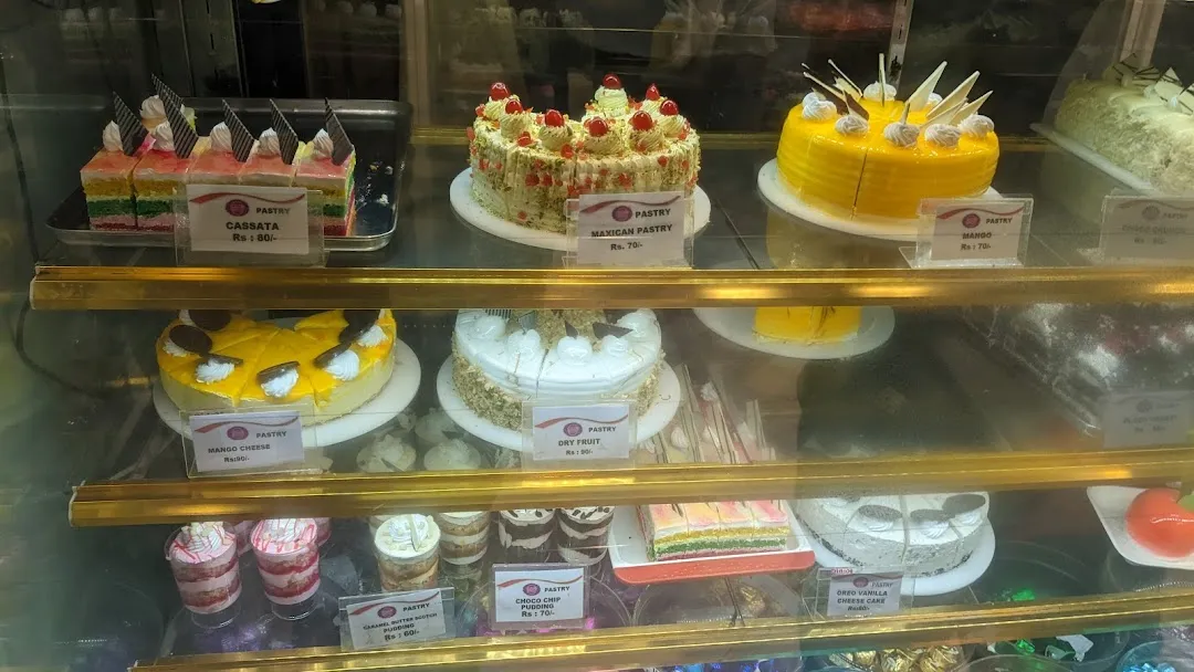 Delicious Cakes hyderabad | Birthday cakes | Birthday cakes| Celebrations  Cakes | Karachi Bakery