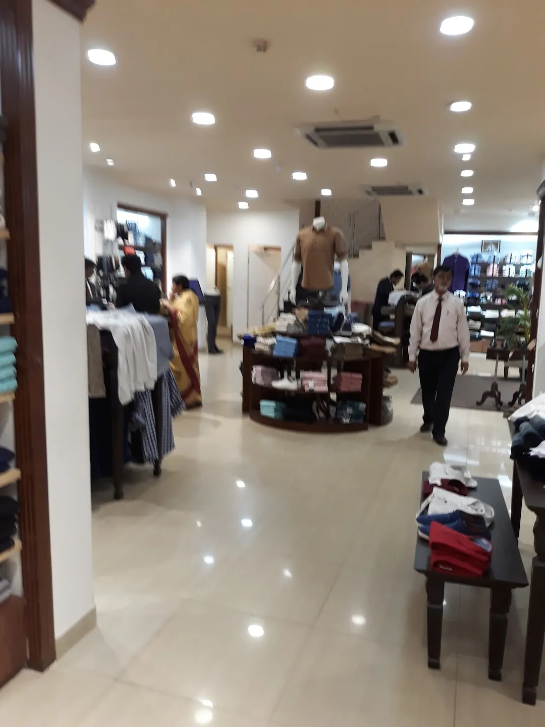 Clothes shop: Louis Philippe nearby Thiruvananthapuram in India: 2 reviews,  address, website 