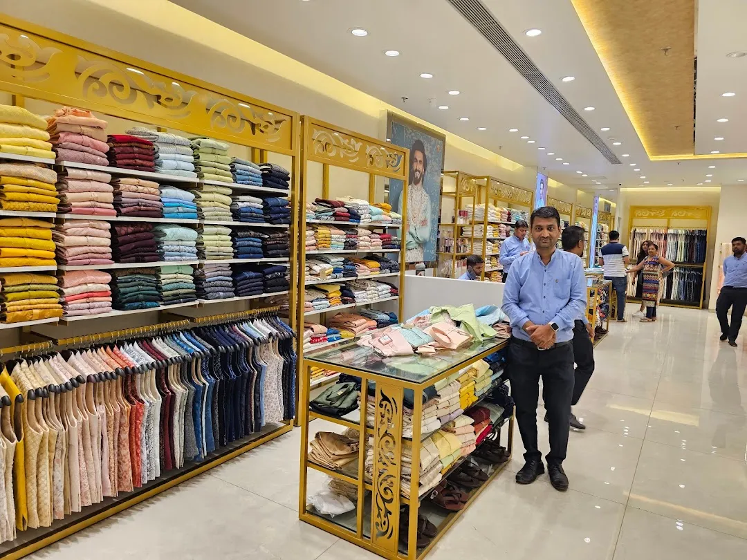 Nike Factory Store in Sarkhej Gandhinagar Highway,Ahmedabad - Best  Readymade Garment Retailers in Ahmedabad - Justdial