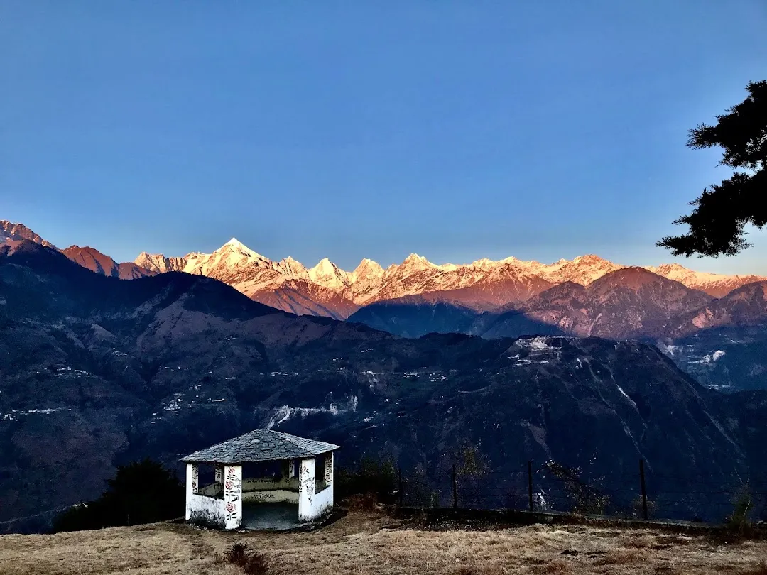 Munsiyari Hill Station - Uttarakhand India | BizareXpedition™