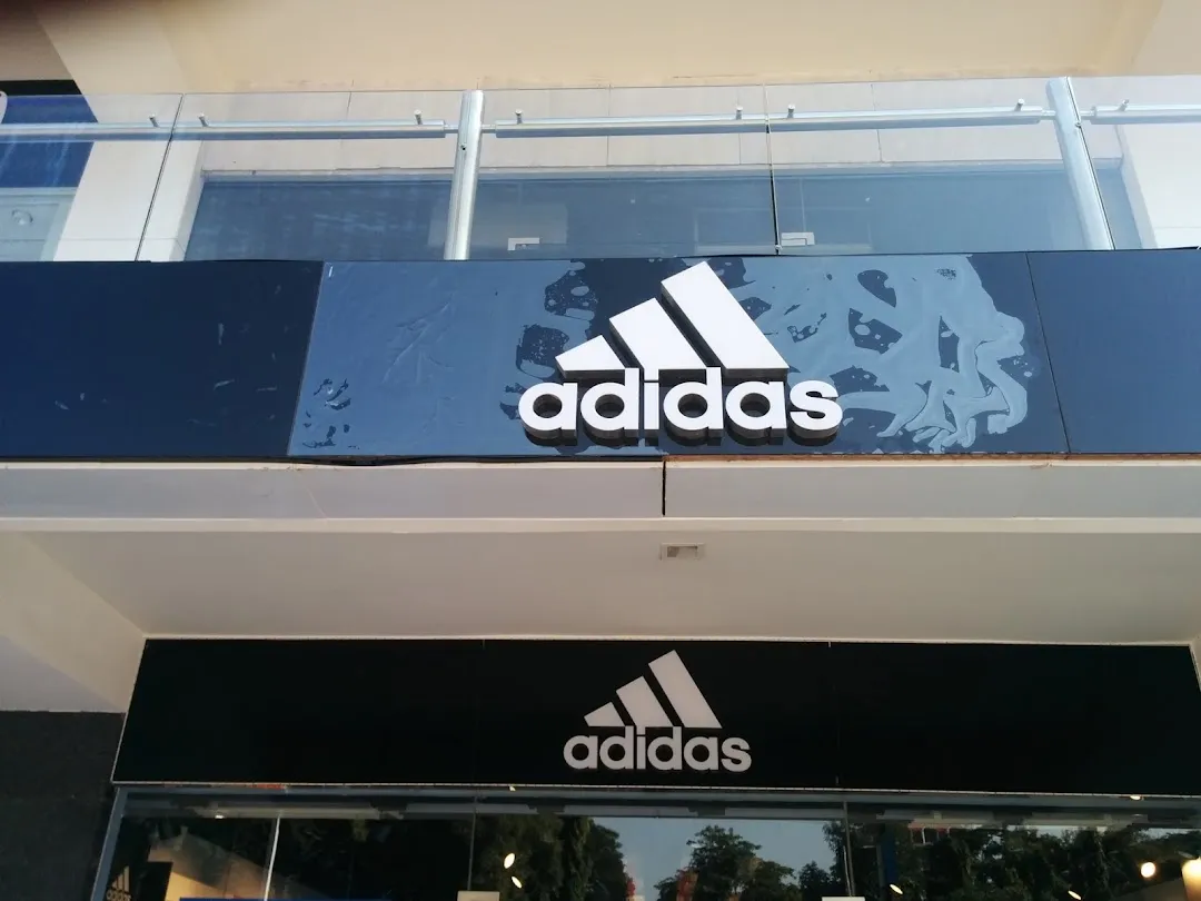 Adidas store shop nagpur maharashtra