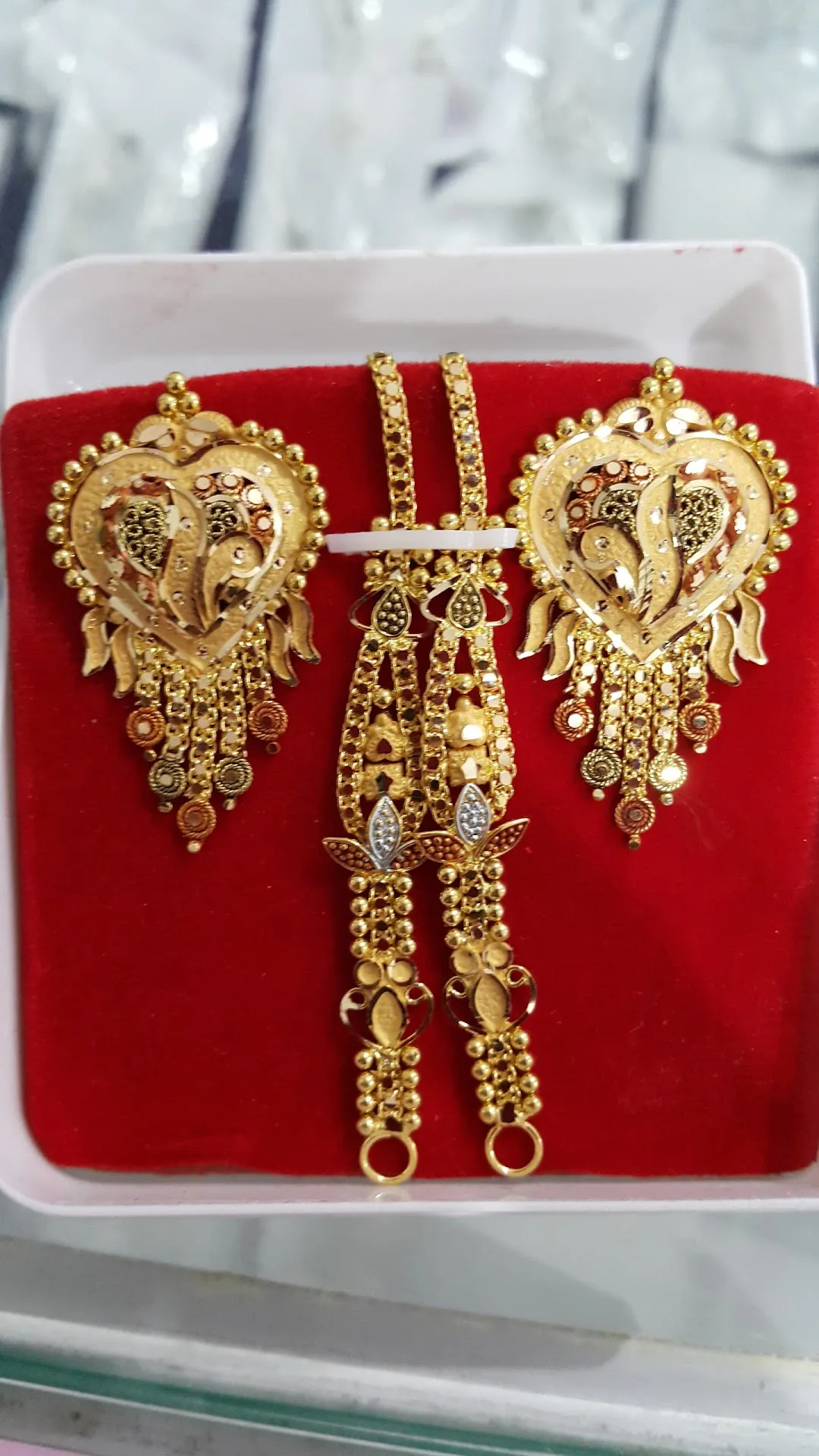 Shree Hari Sales - Pacchi\ Earrings Exporter from Rajkot