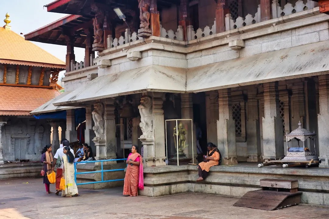 Kollur Mookambika Temple| Karnataka Famous Temple | Mookambika Temple  complete information - YouTube