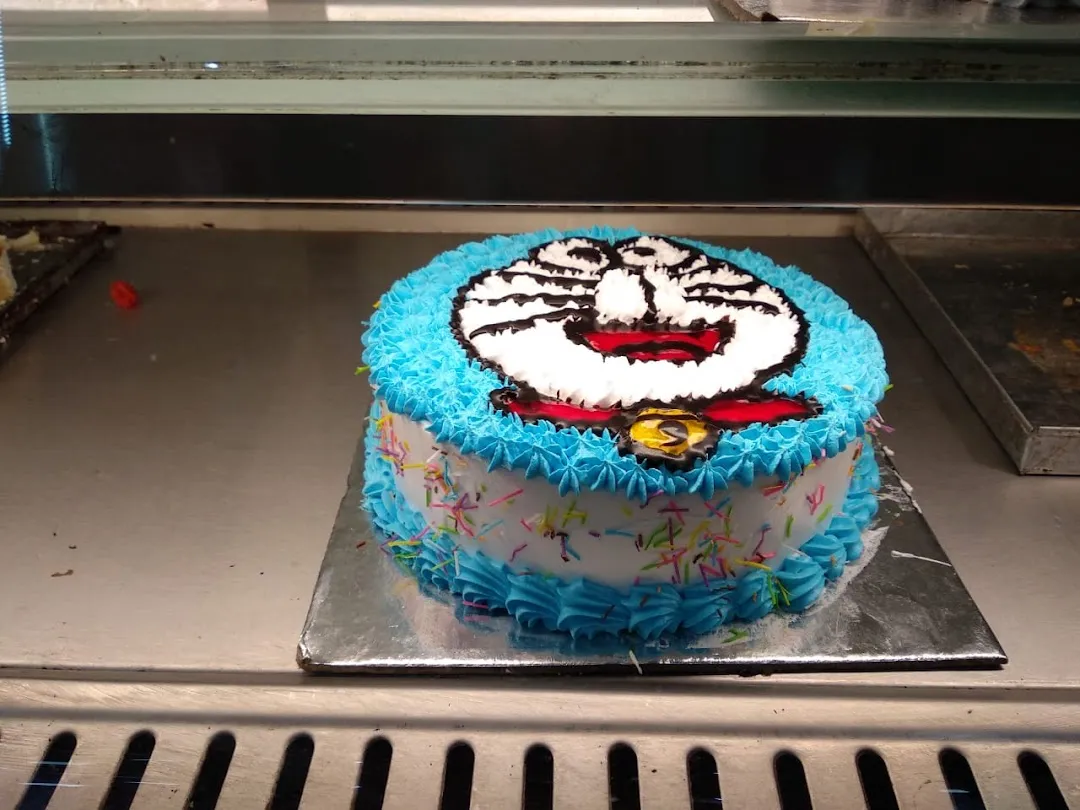 Deepika Bakes - Doraemon themed cake! Chocolate cake, Chocolate ganache  filling with piped Doraemon on top! #doraemoncake #doraemon #cake  #whippedcreamfrosting #pipedcream #instacake #cakestagram #deepikabakes |  Facebook