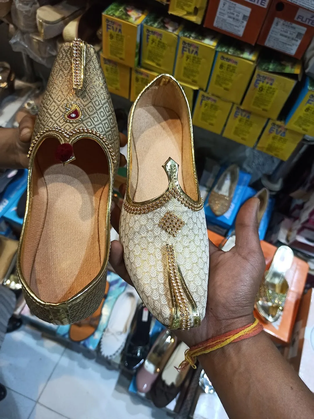 Cheap shoe store tilak on sale nagar