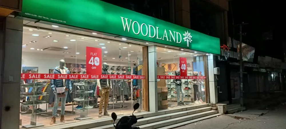 Woodland showroom sale in tambaram