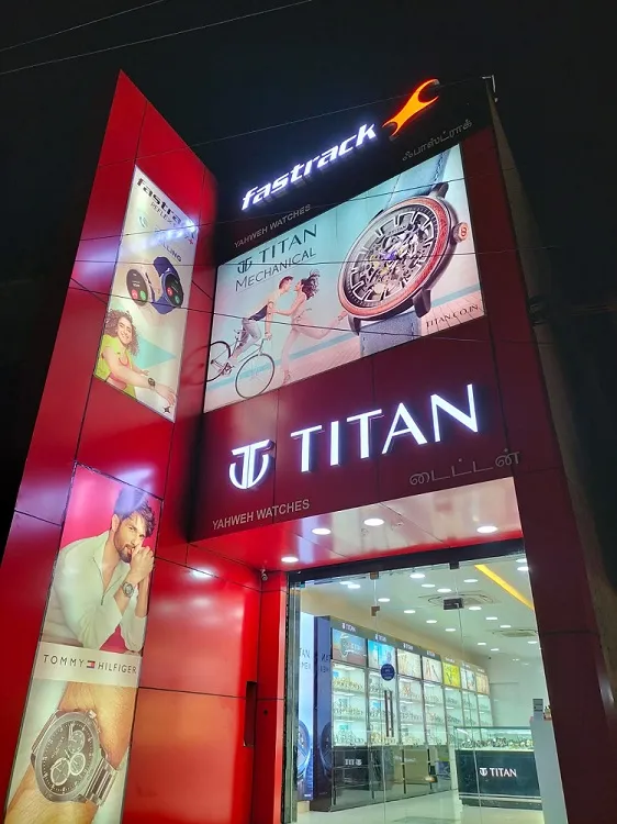 Titan showroom sale borivali