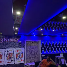 3 Kings Cafe & Lounge