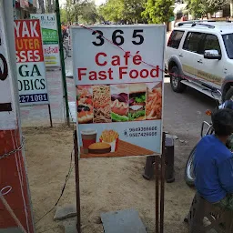 365 Cafe & Fast Food