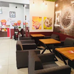 5 Star Chicken and iFruit Ice Cream Parlour Hisar