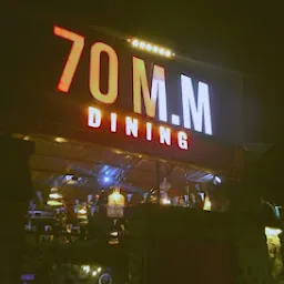 70 mm Dining