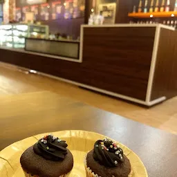 7th Heaven Bakery & Cafe