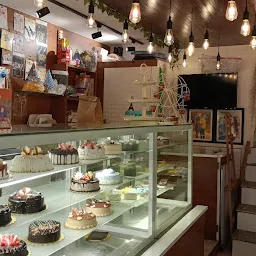 7th Heaven-Licious Planet Cake Shop ,gokulpeth (Rajvi enterprises)