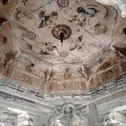 84 khambhon ki chhatri