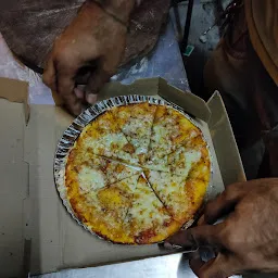 900° F Pizzeria Wood Fired Pizza