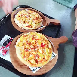 99 pizza
