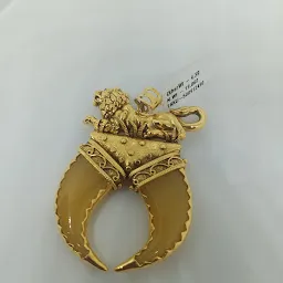 A To Z Chains Ornaments Gold showroom