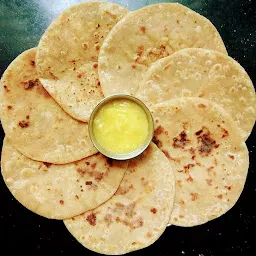 Aaicha Swayampak Maharashtrian Restaurant