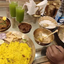 AAMI BANGALI RESTAURANT BAGHAJATIN ( Jadavpur)