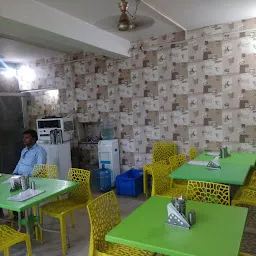 Aaradhya Resturent pure veg family restaurant open for all
