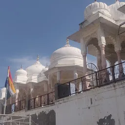 Acharya Shri Vidhayasagar Tapovan, Chattri Jain Mandir