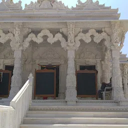 Adeshwar Jain Temple Sadri Bhavan