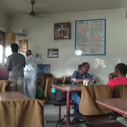 Adhi Aruna Restaurant
