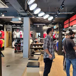 Adidas Store