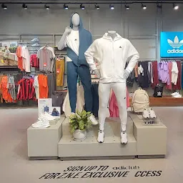 Adidas Store