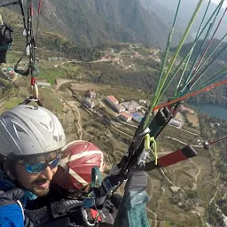 Paragliding Adventure zone Uttrakhand