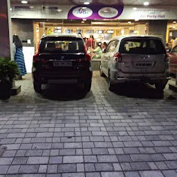 Adyar Ananda Bhavan Car Parking