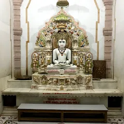 Agra Dadawadi Shri Vardhman Mahaveer Swami Mandir