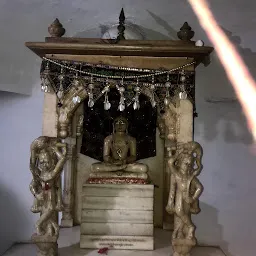 Agra Dadawadi Shri Vardhman Mahaveer Swami Mandir