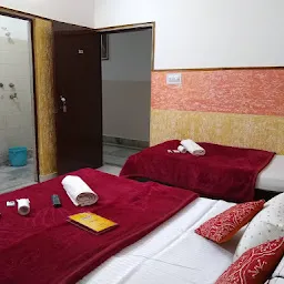 Agra Paying Guest House