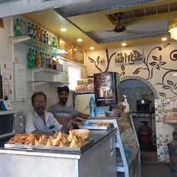 Ahmed Cafe & Shannu Pan Shop