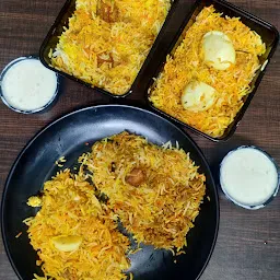 Ahmedabadi Biryani - By Rolling Plates