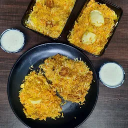 Ahmedabadi Biryani - By Rolling Plates