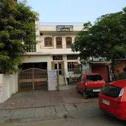 Ahuja Hospital