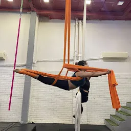 Airbound- Pole Dance and Fitness