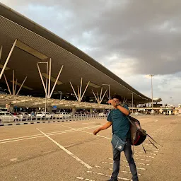 Airport Bus Lounge and bus stop