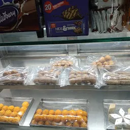 Ajinkyatara Sweets (अजिंक्यतारा स्वीट्स)